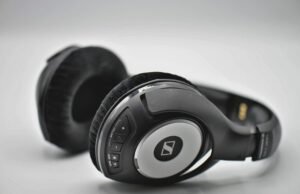 Joya Marleen lança seu álbum de estreia: “Uma música é como um encontro, e um álbum, como um relacionamento”