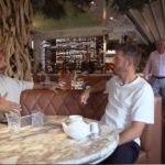 Assista ao momento da caminhada Sir Alex Ferguson Gatechrashes Rio Fidinand e Michael Carcast – antes da lenda do Boss United