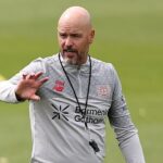 Erik Hag, lembrando financeiramente as principais estradas dos jogadores para a Premier League – como ex -homem tentando parar de olhar as alavancas