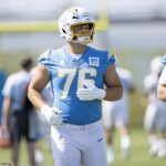 Hulking 6ft 8in NFL Binty Joe Alts Mídias Sociais usando meses de treinamento