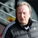 Neil Warnock, 76, sugere a surpresa de volta à administração e ‘crise’ precisam resgatar: ‘Você deve dizer sim’