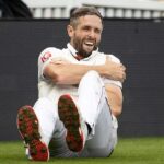 O inglês britânico Chris Woakes abuso o acidente principal – deixe o host de suor no condicionamento físico para as funções indianas