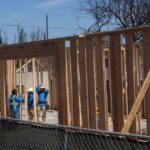 Depois de sair, LA restaurando duplex no Pacific Palisades