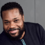 Malcolk Aviso em Lembrado por Tracee Ellis Ross, Johnson Magic, MAIS: “Você fez um mundo melhor”