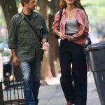 Joshua Jackson e Katie Holmes para ingressos ” ‘S. Creek Rambles