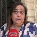 Montallat Elsure Cape Uni Nov Problem Nov. "Ainda somos abacaxi"