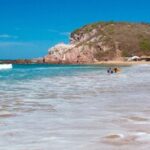 Qual é a praia mais bonita do Sinaloa, de acordo com a IA?
