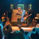 Os anos 90 as bandas selvagens do mundo e a versão icórica do icônico