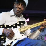 Buddy Guy: "Eu faço o melhor que posso manter o blues vivo"