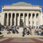 University Columbia concorda em pagar mais de US $ 220 milhões em assuntos de Trump para restaurar fundos federais