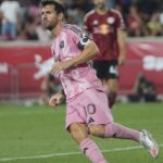Lionel Messi e o Jordi Alba de Miami Eatão Sentir Sentir o Jogo da Star MLS em Austin