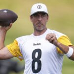 Aaron Rodgers dá um novo motivo inesperado para assinar o grande … e envolve a esposa de seu mistério