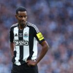 Alan Shearer mudou de silêncio em recibos.