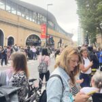 Refugiados maciços após um incidente químico no principal hospital de Londres: a brigada de bombeiros correu para o local quando a brigada de bombeiros pediu a partida de 3 pacientes e funcionários médicos.