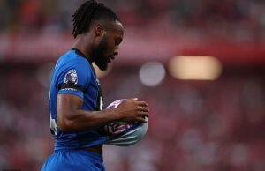 O futebol condenou o abuso do racismo para fins do semino de Antoine: o capitão irritado de Bornmouth falou, os gerentes revelaram se a estrela foi perguntada se ele queria jogar – e o Liverpool Release Declaração Paz