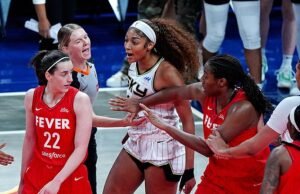 O peso de Michelle Obama é o Kettlelin Clark-Angel Rez Rezing após a inspeção racista da WNBA