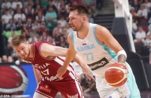 Os fãs do Lakers são os piores temores do pior da estrela da NBA Luca Donsick, machucando o joelho para a Eslovênia