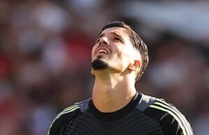 Por que o Manchester United deveria assinar o novo goleiro, escreva Nathan Sal