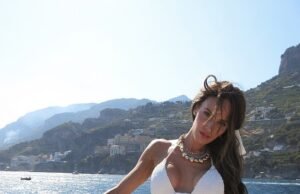A esposa da estrela da NASCAR, Kyl Bush, pendura os fãs com a conversa de ‘Orgazum’ da NSFW em seu podcast