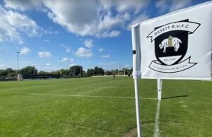 Fã de rugby bêbado que gritou abusivamente de abuso sexual em mulheres árbitros