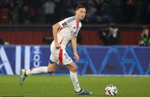 Ex -Man United Star está discutindo com o novo clube ‘, alguns dias após o término do contrato terminado pela Liga 1
