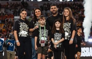 A estrela de Footy, Adam Reenolds, ficou com raiva da estrada com sua filha como os pais do australiano mostram simpatia