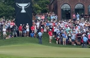 O parceiro de brinquedos sexuais do esporte venceu o golfe porque o fã de Ravdi destruiu no Strange PGA Tournament