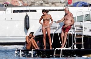 F1 Sumpremo Flavio Brivio Brivio Brivioe Brivio Brici, junto com seu filho de 15 anos, e depois com seu filho de 30 anos,
