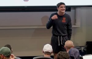 Os fãs da NFL não são suficientes para indicar os detalhes do truto looookie