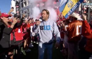 Fãs de Dave Pronger Texas antes do programa do Texas, uma raposa explosiva em um horrível programas de TV Fox farão programas de TV