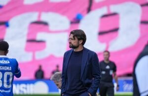 Se ele não limpou sua mesa esta manhã, o chefe do Rangers Martin