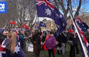 Protestos em todo o país explodem em toda a Austrália contra a política de comunicação