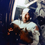 James Lovell, Apollo 13 heróis interpretados por Tom Hanks nos filmes, morra às 97