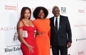 A garota de 15 anos de Viaola Davis atingiu o tapete vermelho com Labubu