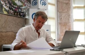 Depois de receber informações de Vone Deer Lane, apenas criticou a Ucrânia de que ele tomaria uma decisão em sua região