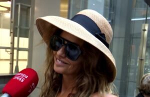 Manica Cruise, pura tendências com camisa Maxi Pamela após o feriado em família