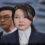 La primera mujer de Corea del Sur ha sido arrestada en relación con el escándalo de satisfacción de la bolsa de lujo
