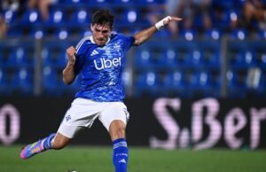 Oficial: Azan, de Ipswich