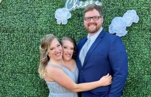 AB e Britney Haysel Esses gêmeos avistados em raros passeios