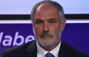 O diretor esportivo de Undoi Zubizarata Porto parou como diretor de esportes