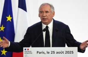 A dedução orçamentária tornou o governo minoritário da França fechar