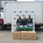 A polícia de Bogotá recuperou um funil e mais de 15.000 caixas de cigarros