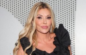 Brandy Glenville detalha o novo tratamento de deslocamento facial (exclação)