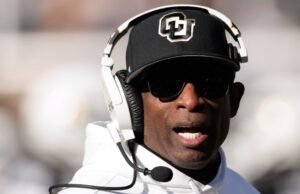 Donion Sanders do Colorado retorna à margem após a operação do barco