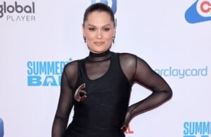 JC que cancela as datas da turnê nos EUA para cirurgia de câncer de mama