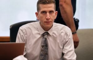 A selfie e as fotos de Bryan Kohaberg foram encontradas em seu telefone