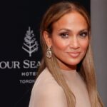Jennifer Lopez evitou rugas para melhor