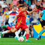 Inglês ele revelou que sua avó morreu no final da mulher do Eurocup
