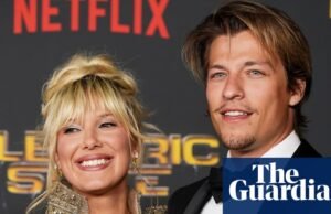 Milli Bobby Brown e Jake Bongiovi se tornam os pais do bebê adotando a adoção de