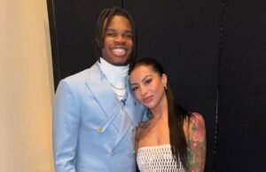 Travis Hunter e sua esposa Lina Lenie secretamente recebem o bebê